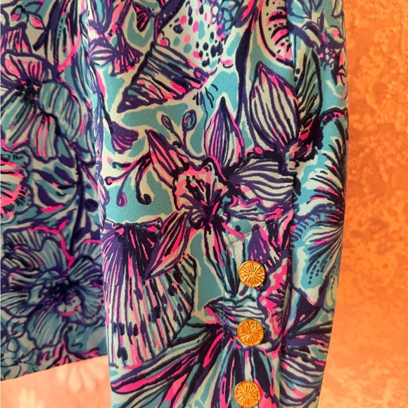 Lilly Pulitzer Luxletic Skort in Blue and Pink - Picture 4 of 10